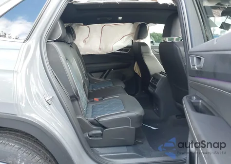 2024 Volkswagen Atlas Cross Sport 2.0T Sel Premium R-Line z USA, uszkodzony, nr VIN 1V2FE2CA0RC260386